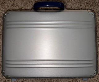 Zero Halliburton Authentic Large Attache Aluminum Silver Briefcase Excellent!