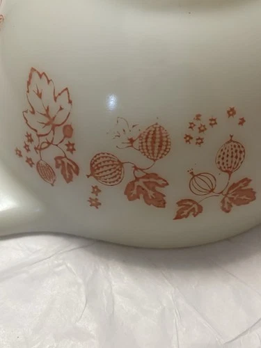 Vintage Pyrex Amish Butterprint Dish And Pink Gooseberry Bowl