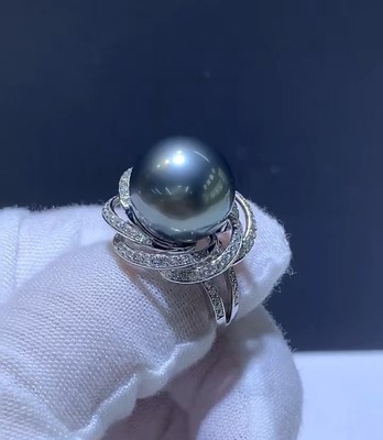 in stock  very pretty Aurora 14-1mm  Tahitian saltwater pearl  G18K Diamond ring