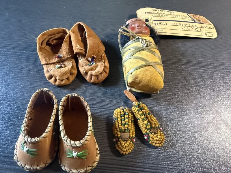 Vintage Native American Souvenir Lot Papoose Doll Michigan Tag Beaded Moccasins