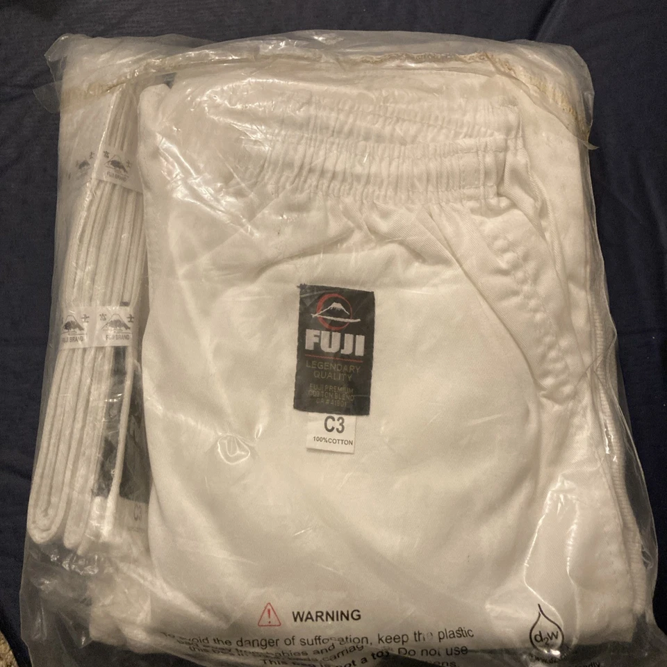 FUJI Kids All-Around BJJ Gi C3 – Brazilian Jiu Jitsu Uniform + White Belt NEW - Image 4 of 4