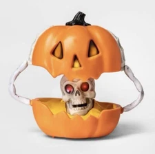 New Target Hyde & EEK Halloween Animated Pumpkin Light Up Skull Pop Up Jack Prop