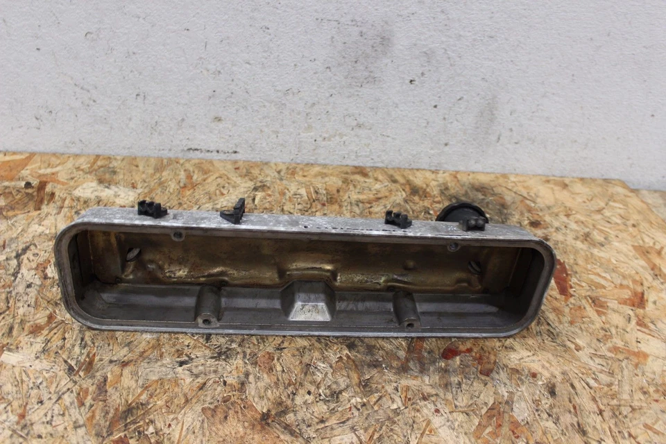N70436 1999-2002 Land Rover Discovery Head Valve Cover Passenger Side OEM - Image 4 of 4