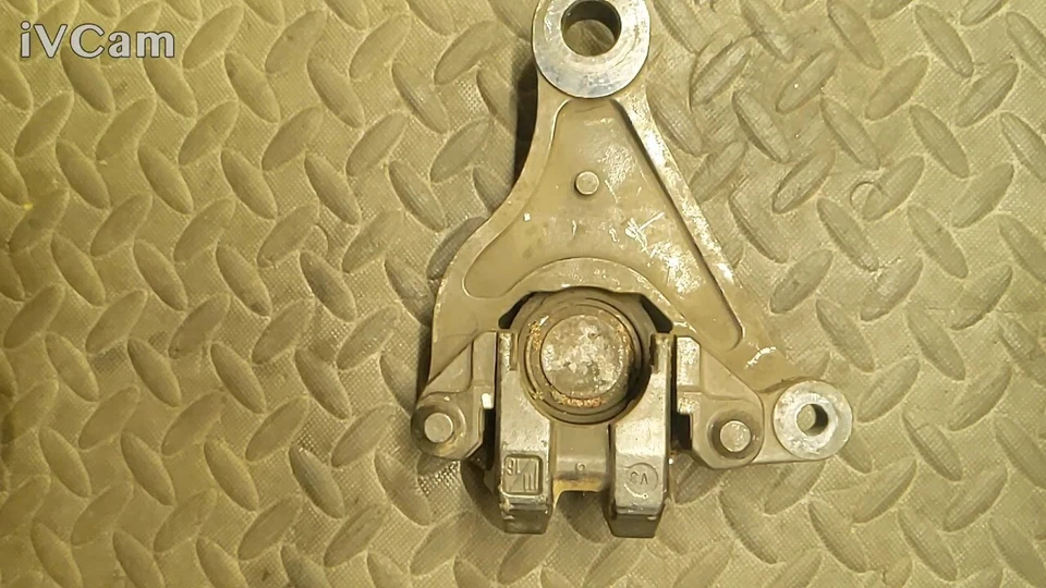 Pinza de freno trasera Kawasaki Kz1000p 1982 con soporte de montaje Foto 4 de 4