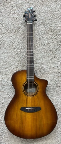 Breedlove Pursuit Exotic S Concert Tiger's Eye CE Acoustic Electric Guitar