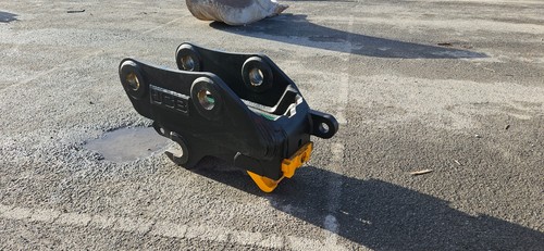 Quick Hitch w/ 80mm Pins - Unused - £1800.00 + VAT @ 20% - C562 - Picture 6 of 8