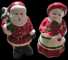 Essential Home Mr & Mrs Santa Claus Salt & Pepper Shakers