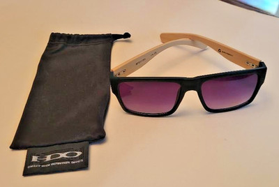 Oakley sunglasses earth friendly  two tone high definition optic beyed 11053