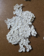 Ivory Alencon Floral Lace Sew-On Appliques Lo...
