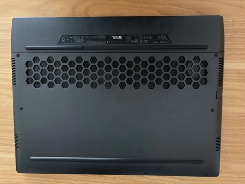 Alienware m15 R7 - Photo 2/7