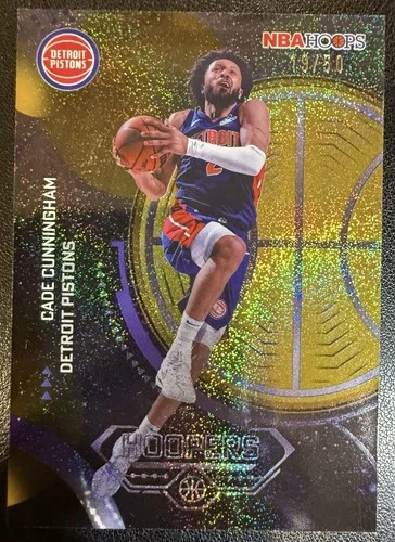 Cade Cunningham 2025-26 Topps NBA Hoops Gold Pixel Burst Hoopers #H-15 /50