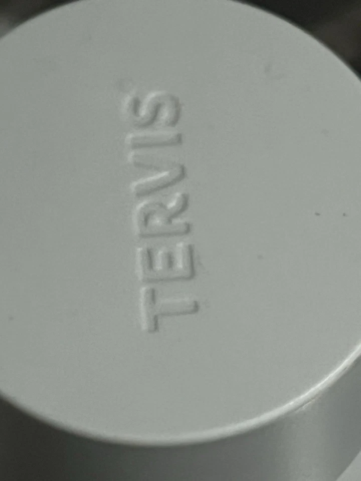 Tervis Japanese Cherry Blossom Venture Lite Insulated Water Bottle - Image 4 of 4