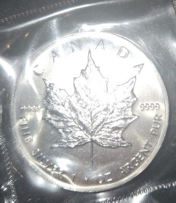 1989 Canada 1 oz .999 Fine Silver Maple Leaf Uncirculated