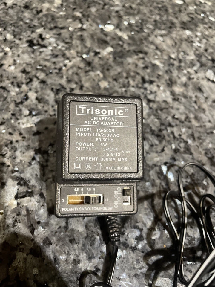 Trisonic TS-503B Universal 300ma AC/DC 6 Outputs Adaptor 3V 4.5V 6V 7.5V 9V 12V - Image 2 of 4