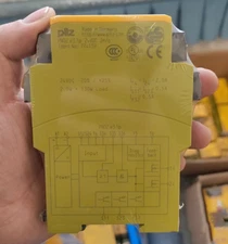 1PC New PNOZ e3.1p 774139 Pilz Safety Relay