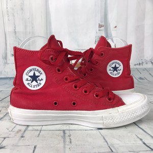 chuck ii red