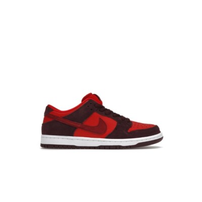 Nike SB Dunk Low Cherry US 10.5 / EU 44.5