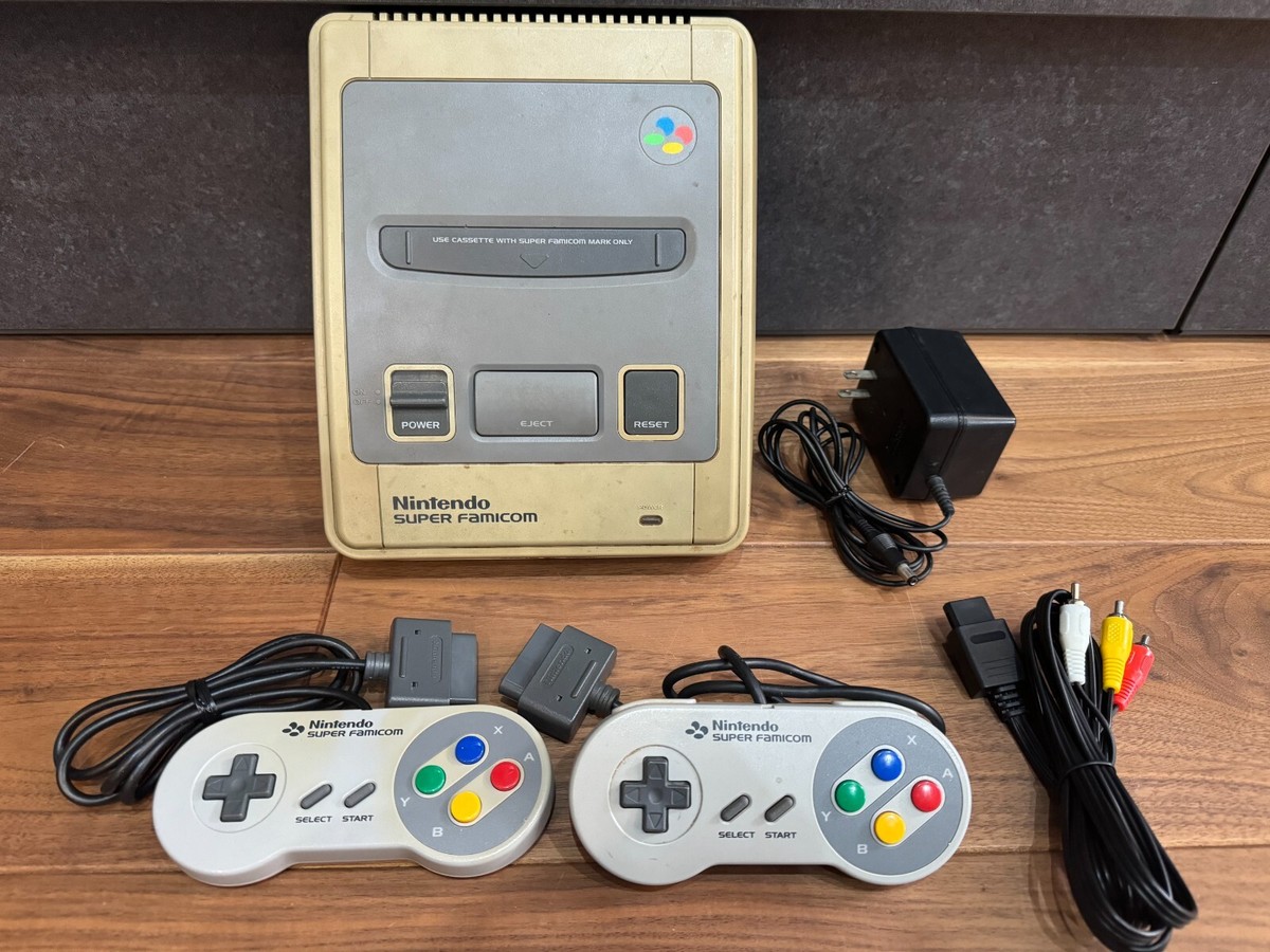 Nintendo SHVC-001 ソフト３本付 スーパーファミコン 本体 SHVC-001、3本ゲームソフト セット