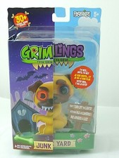 WowWee Grimlings Pug Dog Interactive Animal Toy New Fingerlings 30 Sounds