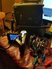 AIPTEK HD High Definition Handheld Camcorder w/ Plug Wires Bag Needs Battery