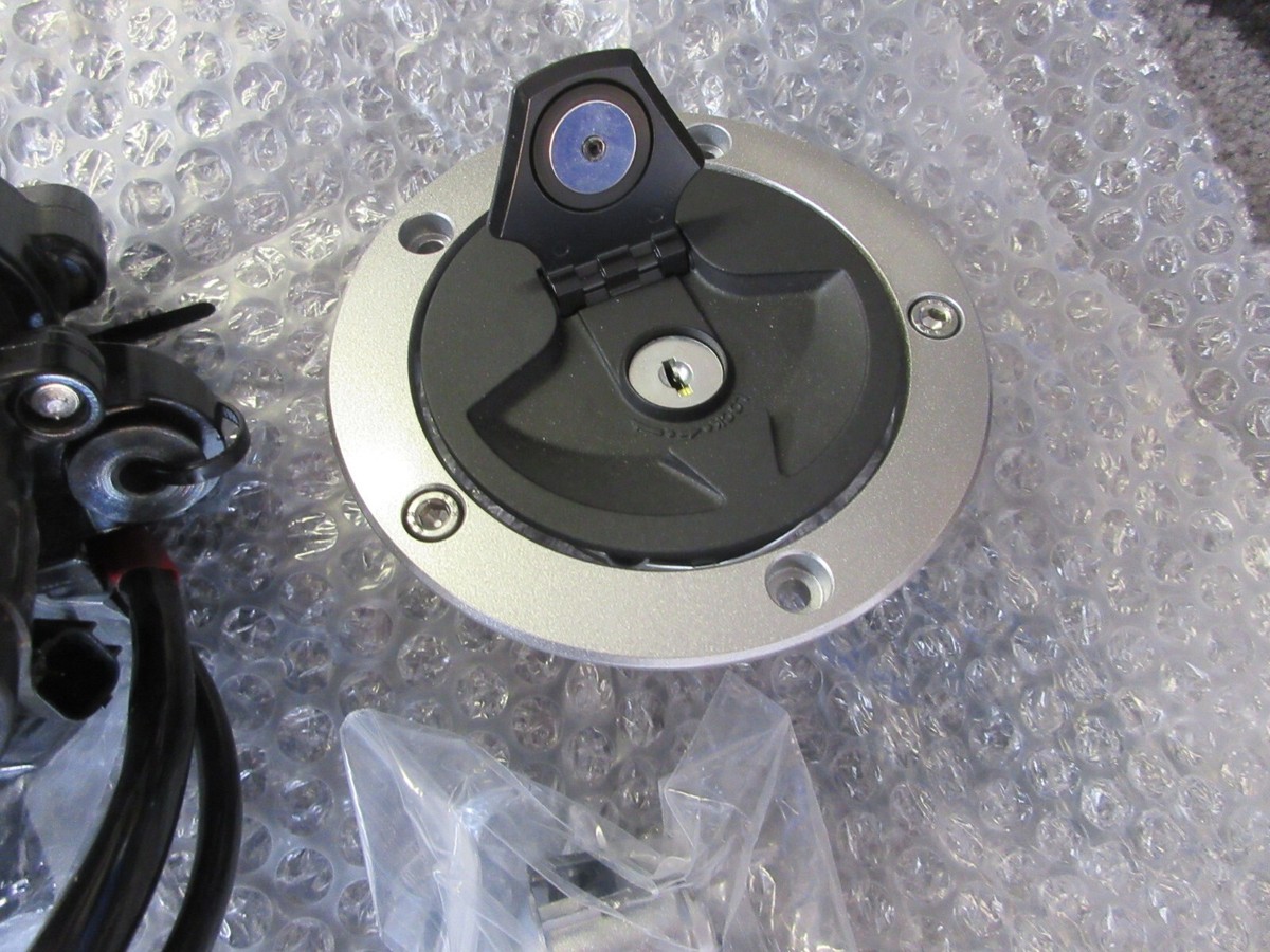 kawasaki zx6r zx636r NEW original lock-set | eBay UK