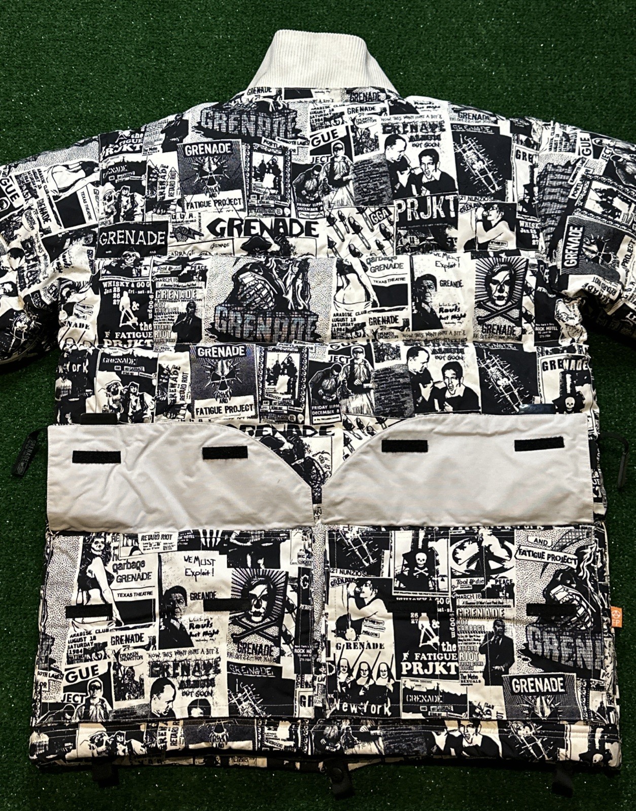 SAMPLE Grenade Fatigue Project Snowboarding Jacke… - image 24