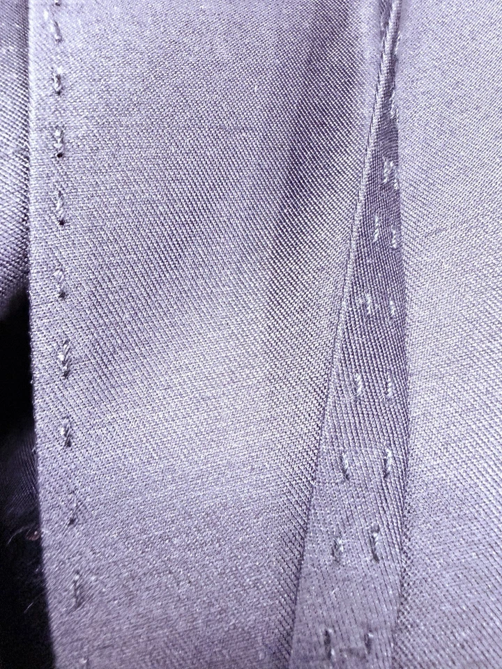 Falda envolvente de seda cruda negra Chado Ralph Rucci con costura a mano Chado talla 6 sin usar Foto 4 de 4