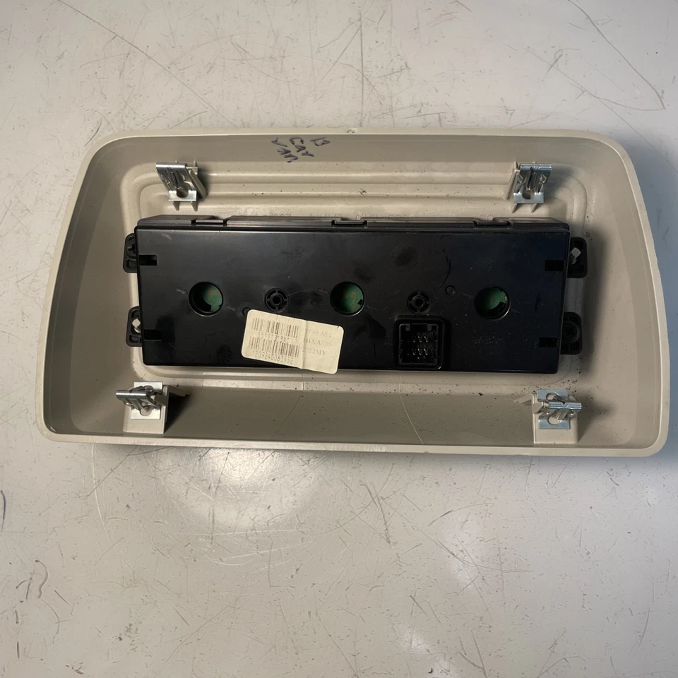 Задний климат-контроль 2012-2020 Dodge Grand Caravan от оригинального производителя KK3-F61 - Изображение 2 из 3