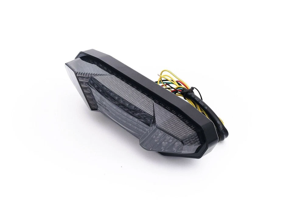 Luz trasera LED señales internas lente de humo YAMAHA FZ09; MT09; FJ09; FZ10; MT10 Foto 2 de 4