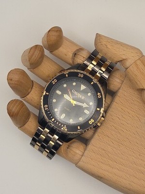 Gruen 2 47mm Black Gold Tone Case & SS Bracelet GRT609M Japan Quartz Watch Box