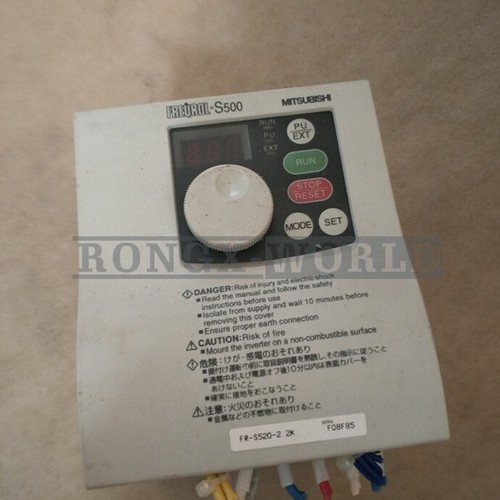 One Used FR-S520-2.2K 2.2KW 220V Inverter #zc