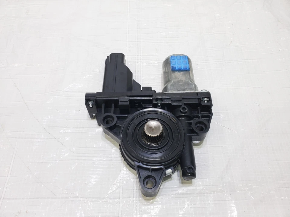 16 17 18 19 Kia Sorento Front Left Driver Power Window Motor OEM 82450-C5120 - Image 4 of 4