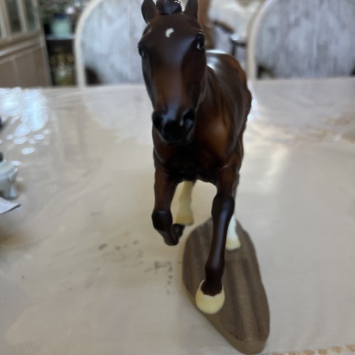 Retired Breyer Race Horse #586 Smarty Jones Thoroughbred Racing Legend Champion - Picture 21 of 24