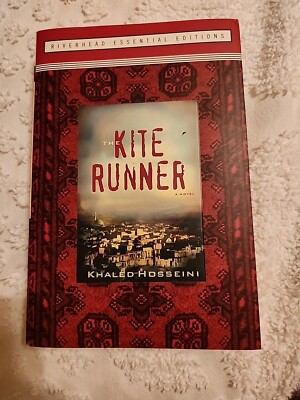 The Kite Runner (Essential Edition) by Khaled Hosseini (2005, Trade Paperback)