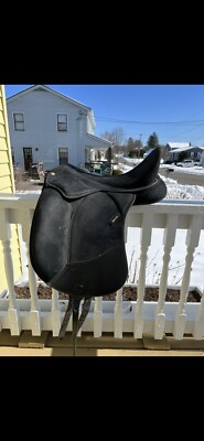 Wintec Pro 16.5 English Saddle