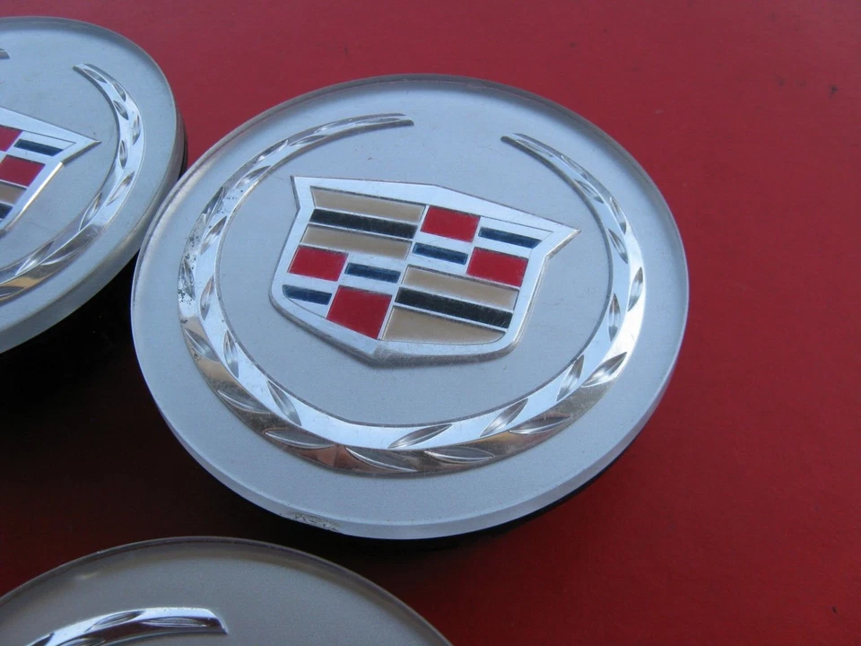 CADILLAC ATS CTS DTS SRX STS XLR XTS TAPACUBOS TAPACUBOS TAPACUBOS CUBIERTA CENTRAL 306 Foto 3 de 4