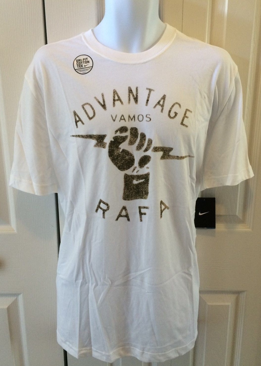 Picture 1 of 6