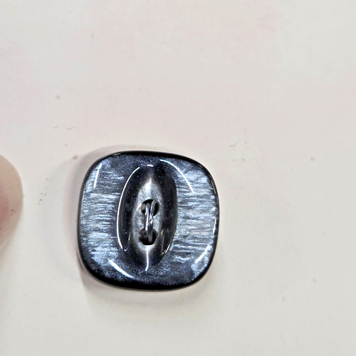 Streamline Vintage Buttons Grey Square 5/8" K8824 Size 24 15mm Decorative Sewing - Picture 8 of 13