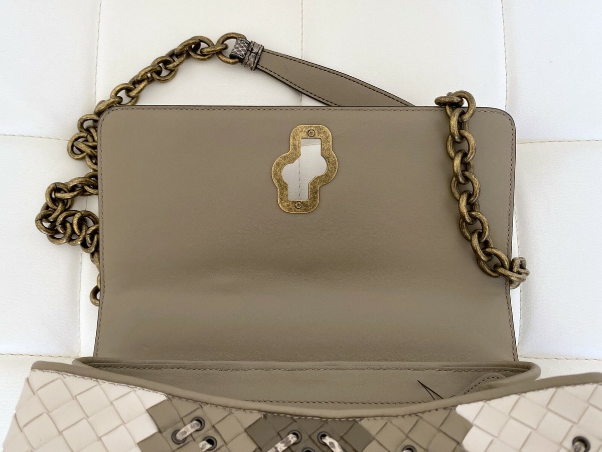 NWT! BOTTEGA VENETA Knot Beige Gray Exotic Leather Handbag