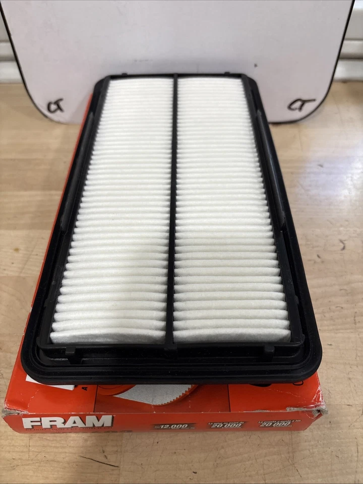 FRAM Air Filter 12k Miles CA10493 - Imagem 2 de 3