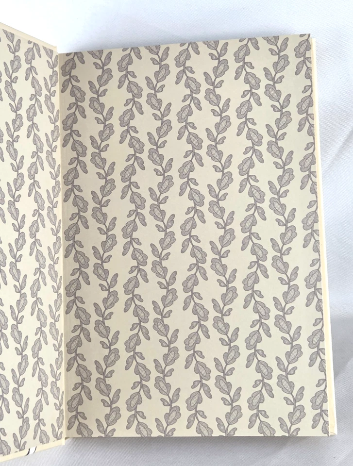 PRIDE AND PREJUDICE by Jane Austen Deluxe Illustrated Classic Edition *New* - Image 3 of 4