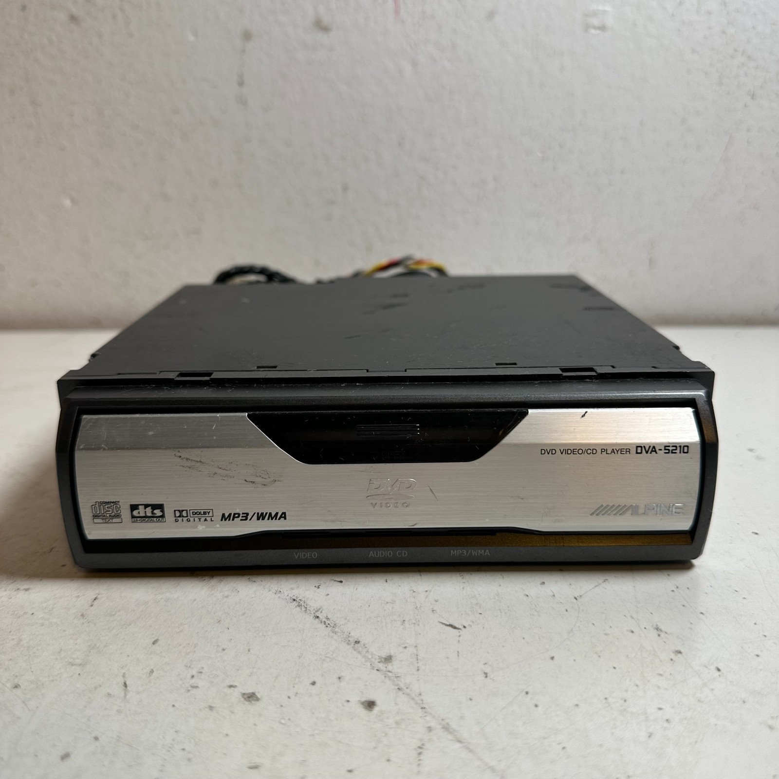 Alpine DVA-5210 Black 1 Din DTS 12V Car Audio MP3 WMA DVD/Video CD Player