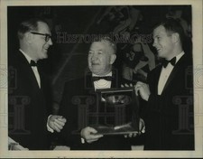 1965 Press Photo Hugh 