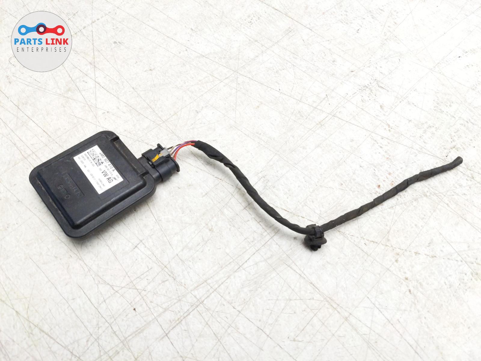 2016-20 BENTLEY BENTAYGA HOMELINK GARAGE OPENER CONTROL MODULE HARNESS PLUG 636