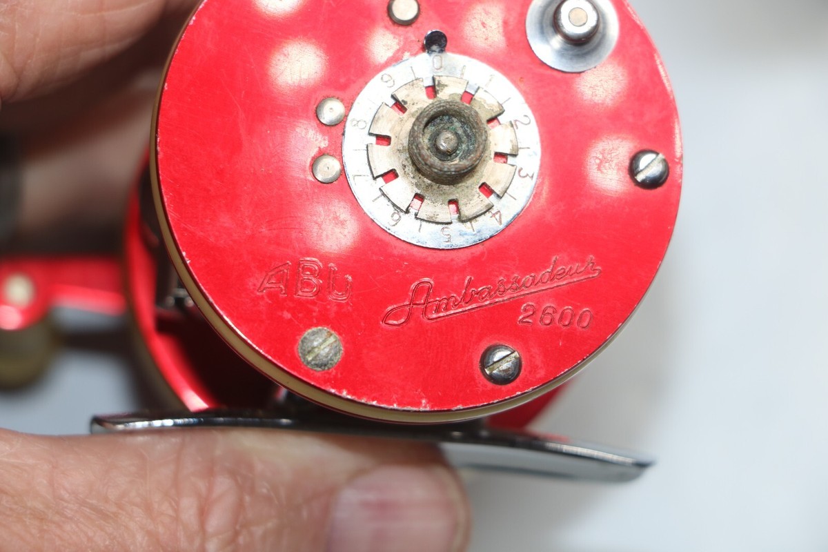 Vintage 4 Screw Abu 2600 Ambassadeur Red Bait Casting Level Wind