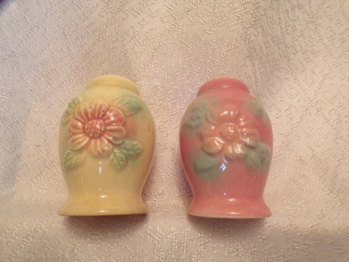 VTG Hull Pottery Flowered Salt & Pepper Shakers