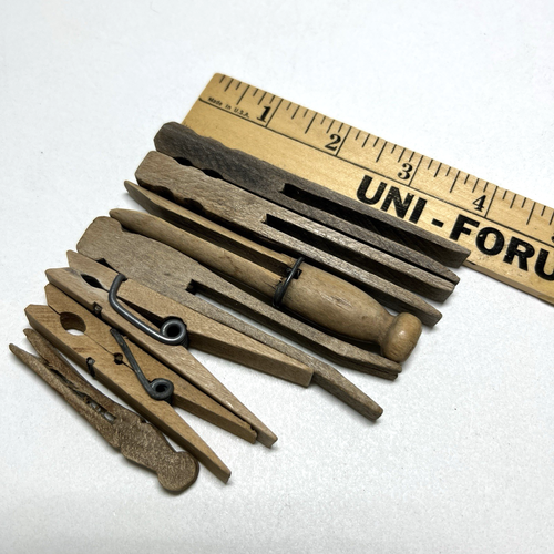Alfileres de madera para ropa variedad tipos de diseño tamaños lote de 128 clavijas de lavandería vintage - Imagen 7 de 7