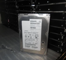 Hitachi 0B24500, HUS156030VLS600, 300GB 3.5" 15K SAS HDD (LOT OF 20)