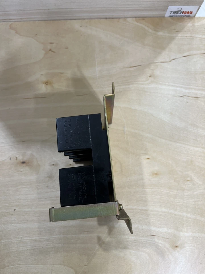 Portafusibles FANUC LTD A05B-2301-C170 Foto 4 de 4