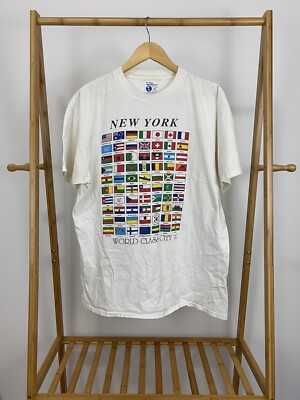 VTG New York World Class City Different Flag & Culture International T-Shirt XL